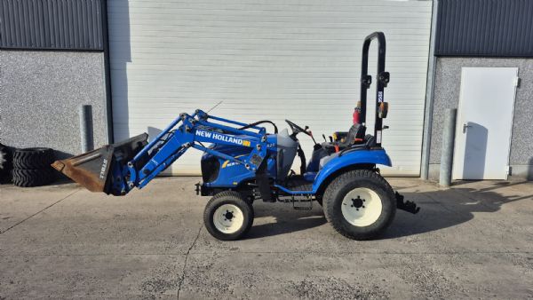 New Holland Boomer 20